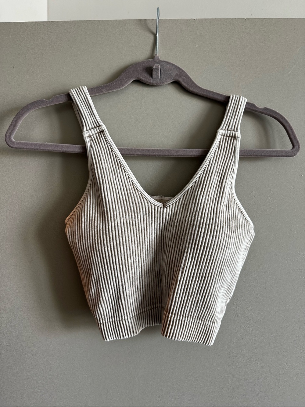 Ribbed V-Neck Crop Tank Top - Cream